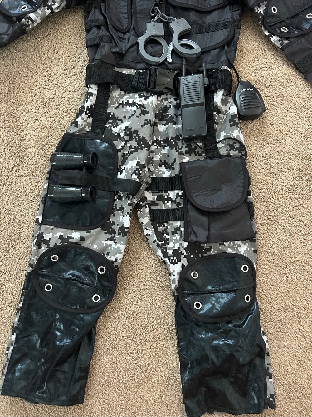 Halloween Swatt KidsCostume - Black & Gray Camo 5/6 - Picture 2 of 4